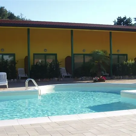 Hotel Ristorante La Perla 4*