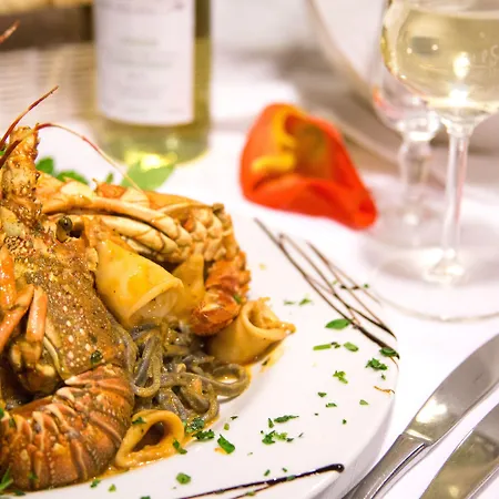 Hotel Ristorante La Perla 4*