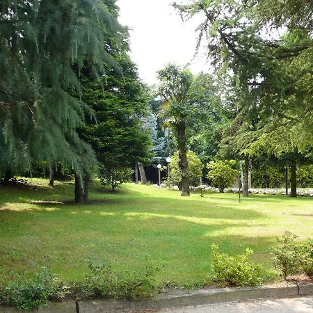 فندق Ristorante La Perla 4*