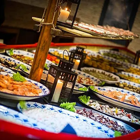 Ristorante La Perla מלון