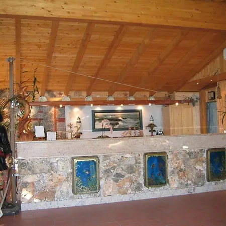 Hotel Ristorante La Perla 4*