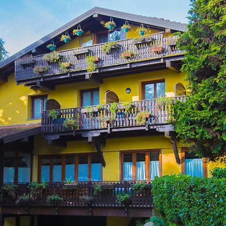 Ristorante La Perla فندق Varallo Pombia