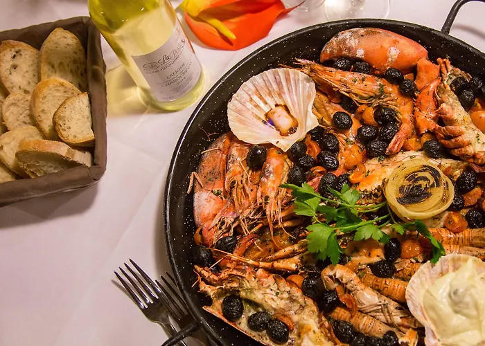 Отель Ristorante La Perla 4*
